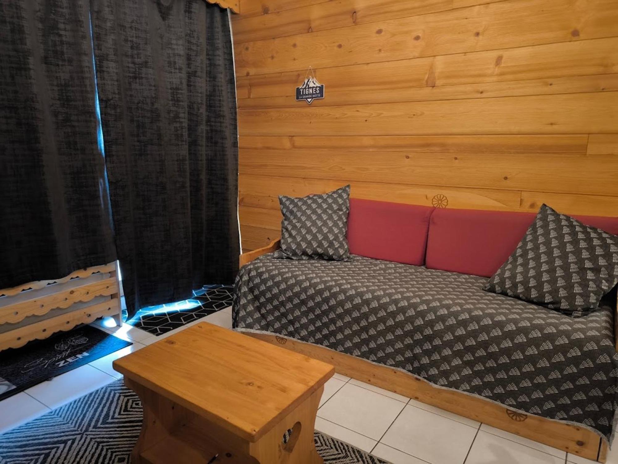 דירות טיגנס Duplex A La Moutiere מראה חיצוני תמונה
